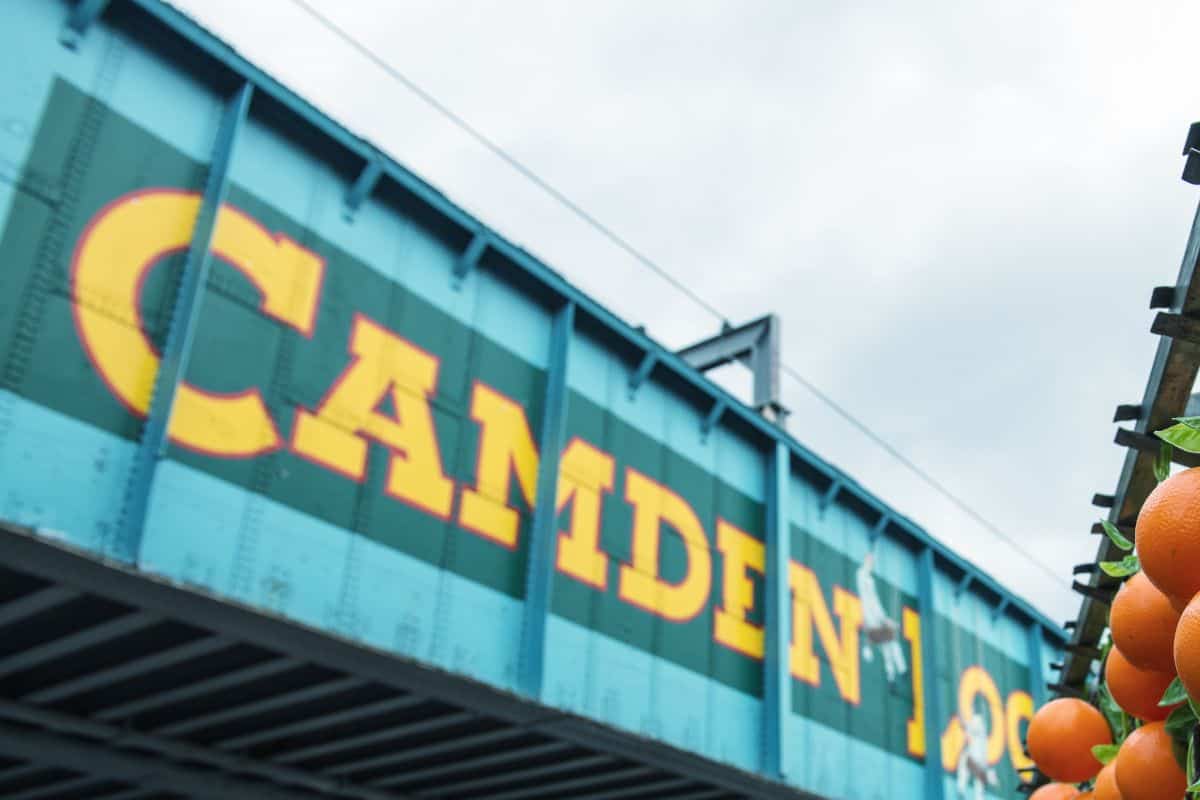 camden lock and rail bridge