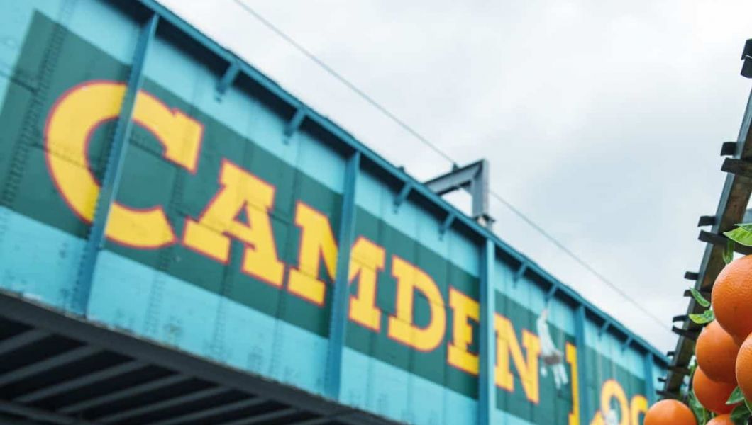 camden lock and rail bridge